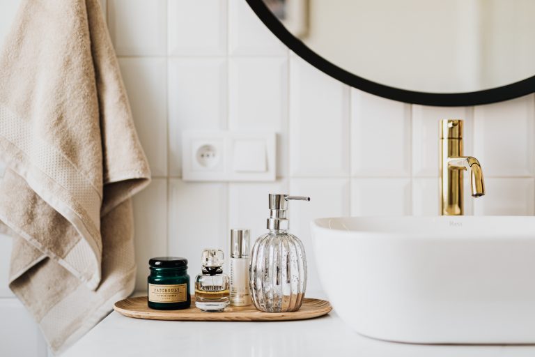 7 budget-friendly ways to luxe up your bathroom