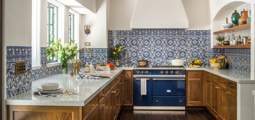 How To Master The Spanish-Style Interior Design Trend In 2021