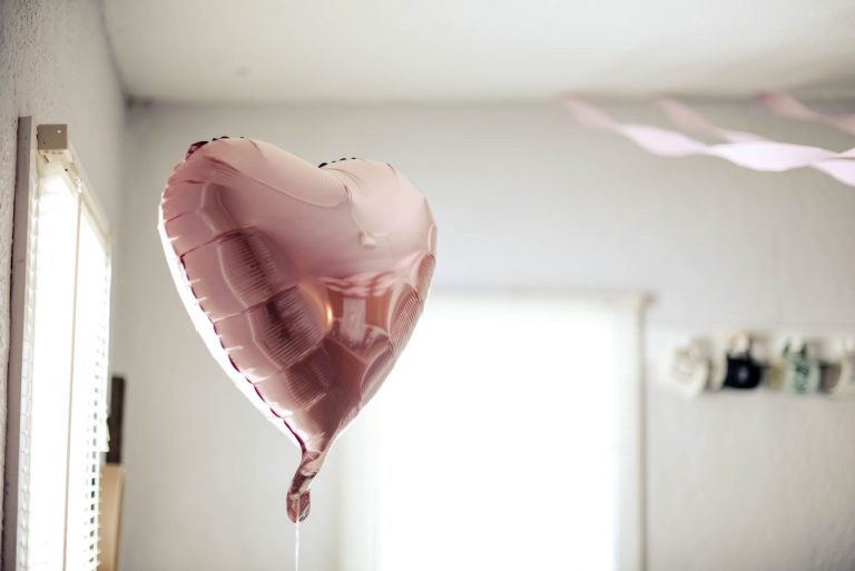 5 DIY Decorating ideas for Valentine's Day